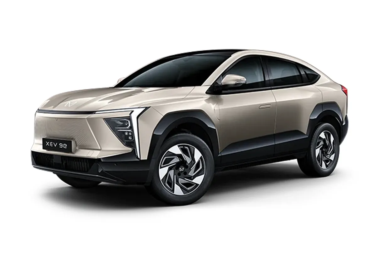 Mahindra XEV 9e Cineluxe Satin Desert Mist